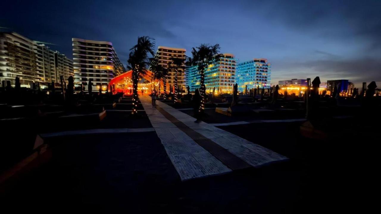 Studio 81 - Casa Del Mar, Mamaia Nord エクステリア 写真